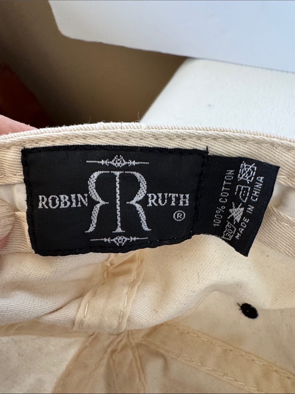Robin Ruth Maine ball cap - Picture 8 of 8